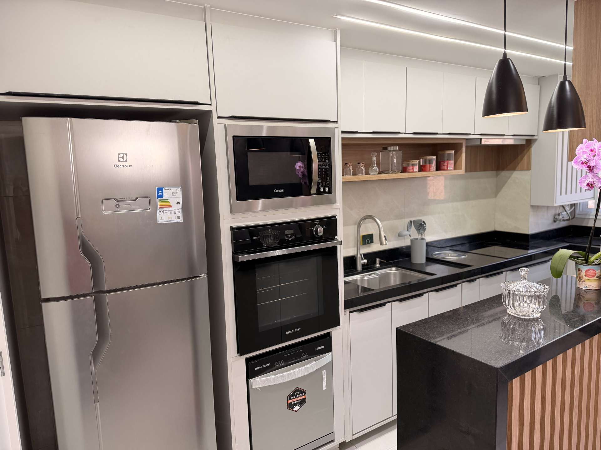 Apartamento 100% Mobiliado c/ escritura no seu nome !